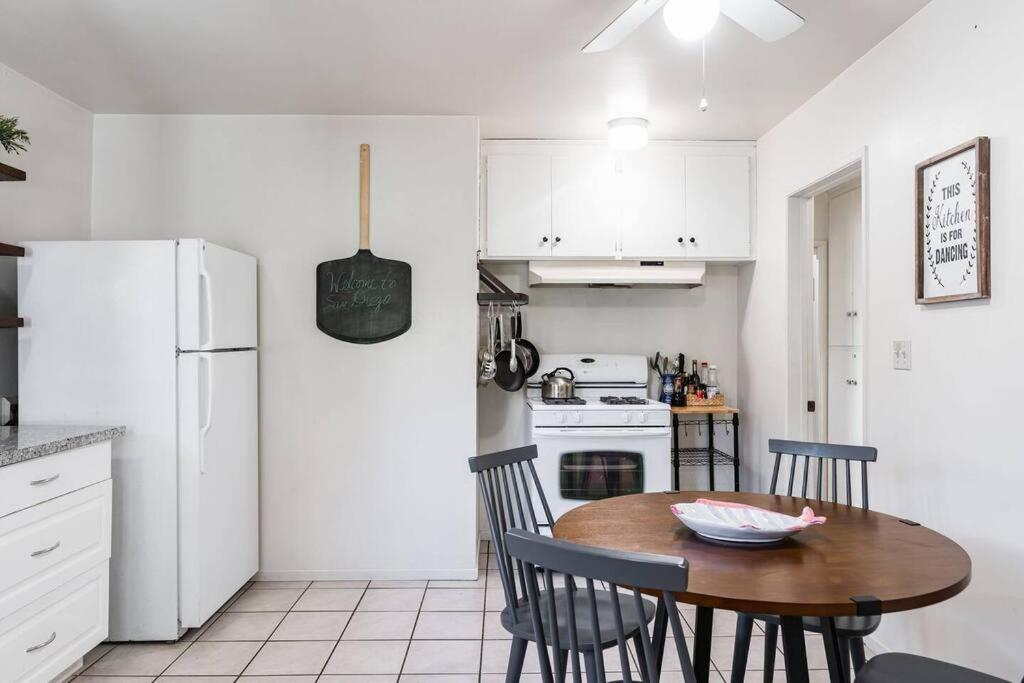 サンディエゴCasa Italia -2Br- Free Driveway Parking For 2 Carsアパートメント エクステリア 写真